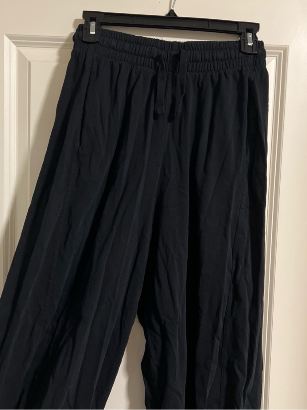 Zara Black 100% cotton soft drawstring barrel pants
